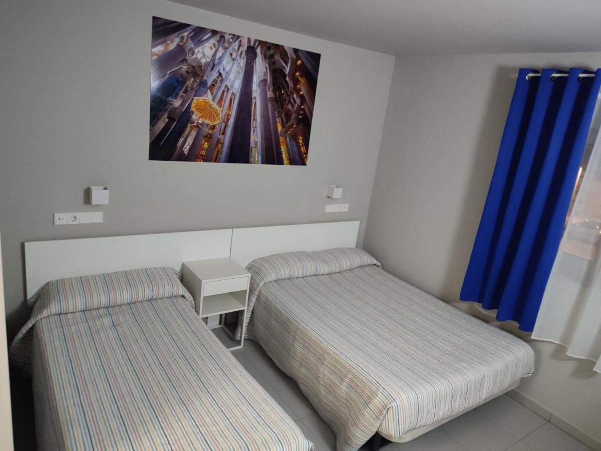 Hotel Blauet By Bossh Hotels Ел Прат де Льобрегат Екстериор снимка