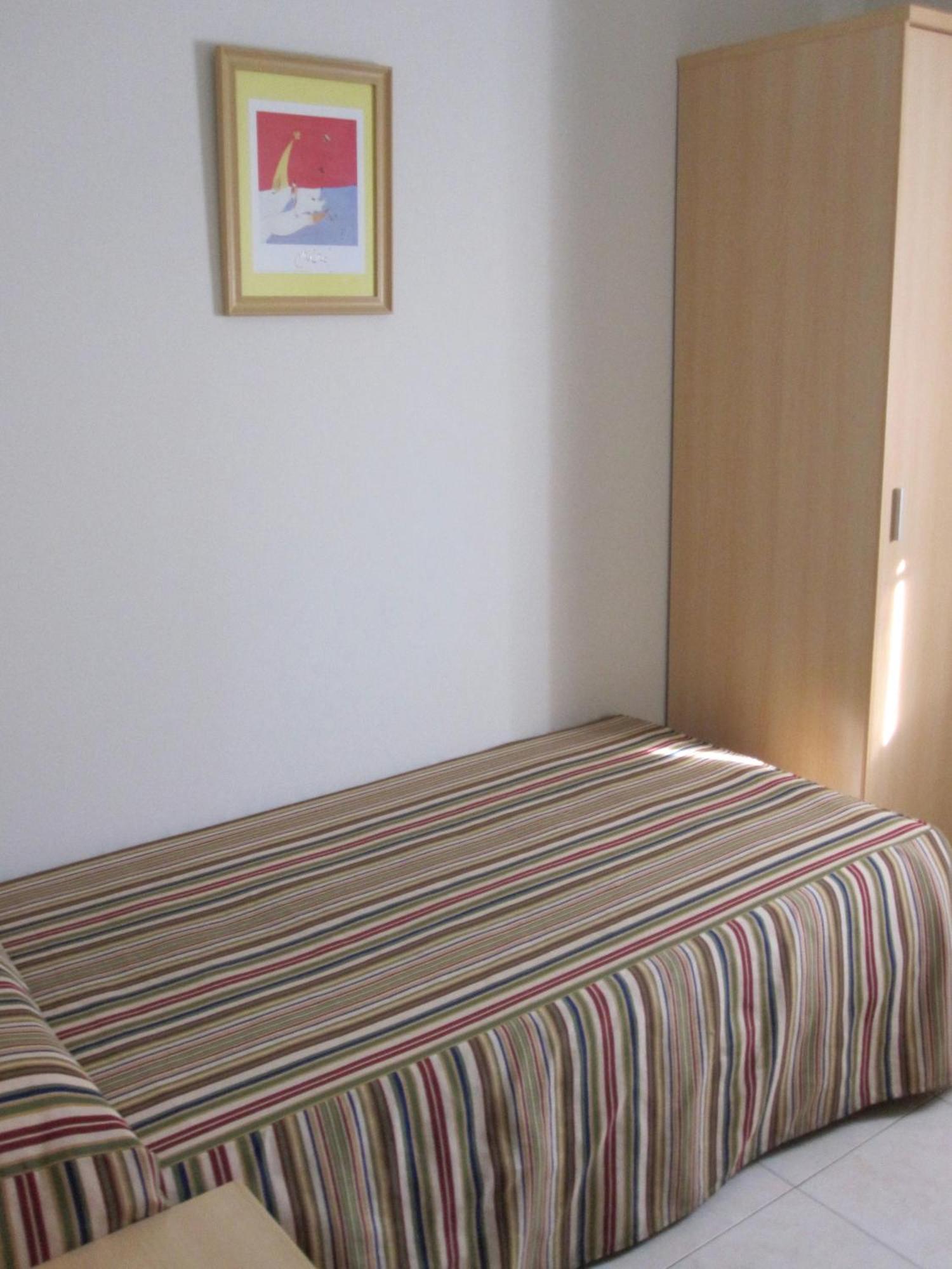 Hotel Blauet By Bossh Hotels Ел Прат де Льобрегат Екстериор снимка