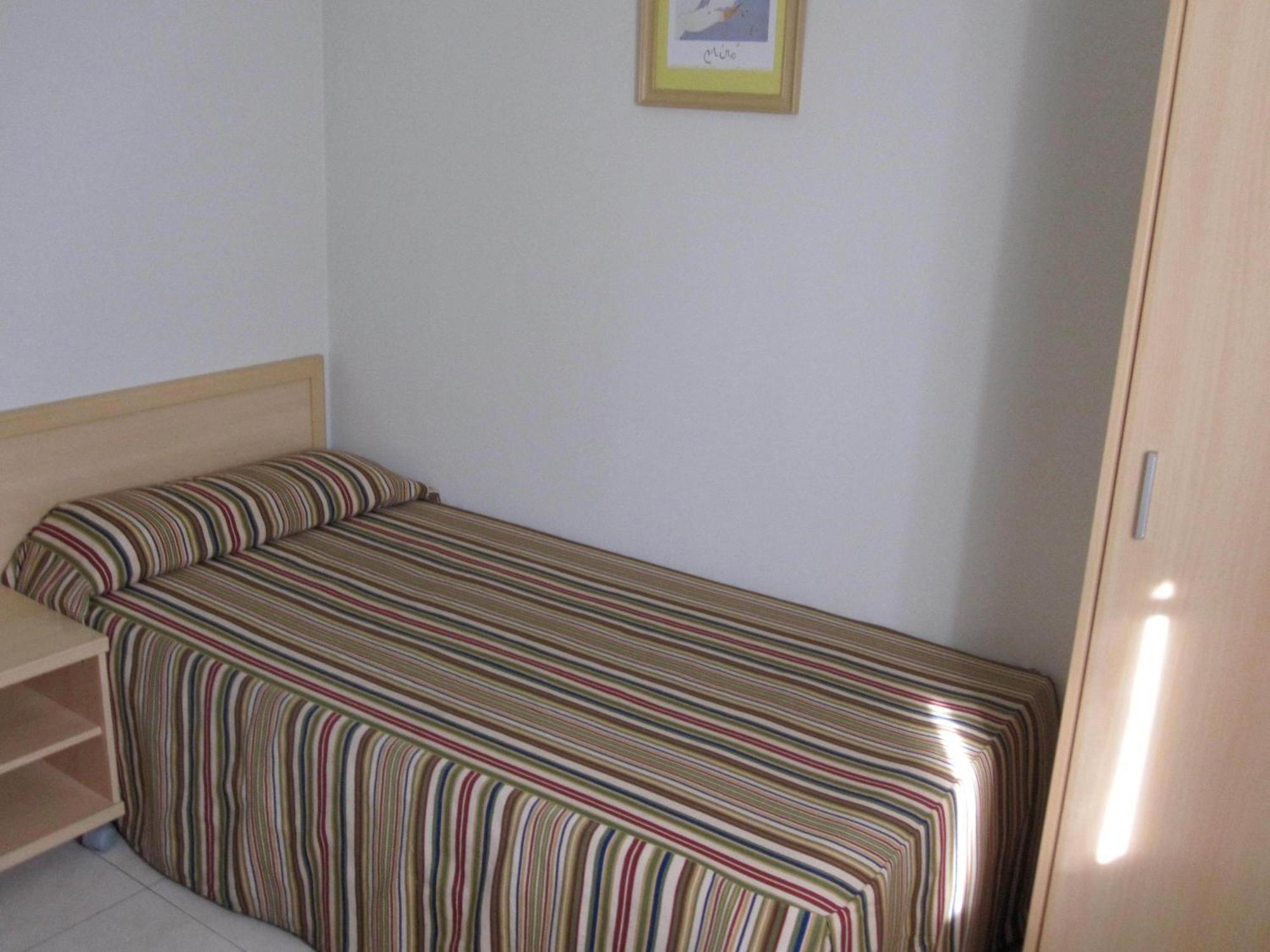 Hotel Blauet By Bossh Hotels Ел Прат де Льобрегат Екстериор снимка