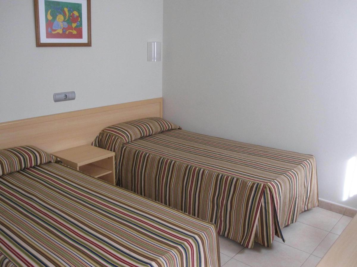 Hotel Blauet By Bossh Hotels Ел Прат де Льобрегат Стая снимка
